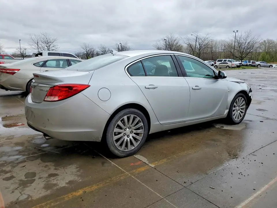 2011 BUICK REGAL CXL  