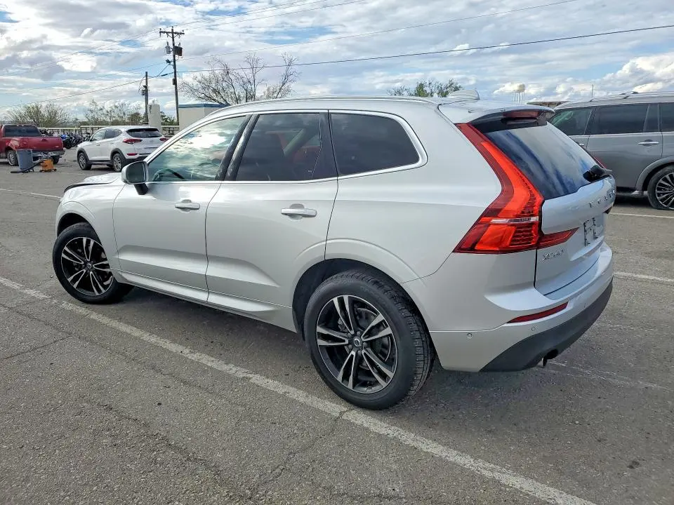 2019 VOLVO XC60 T5  