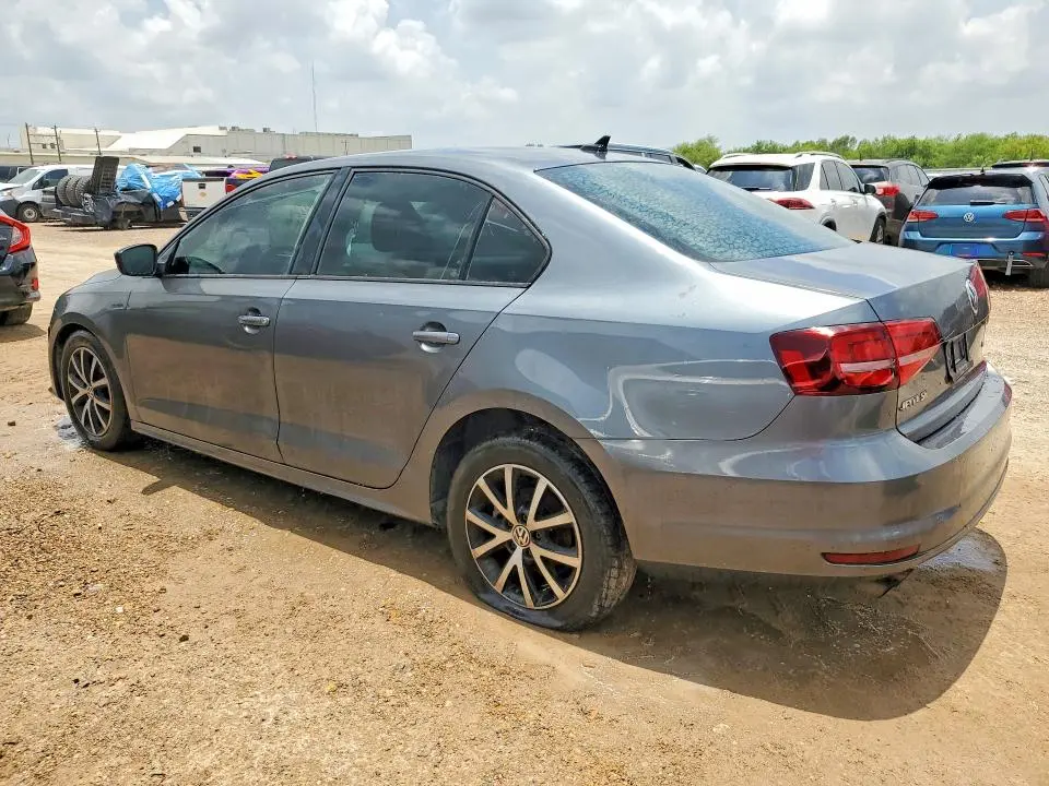 2016 VOLKSWAGEN JETTA SE  
