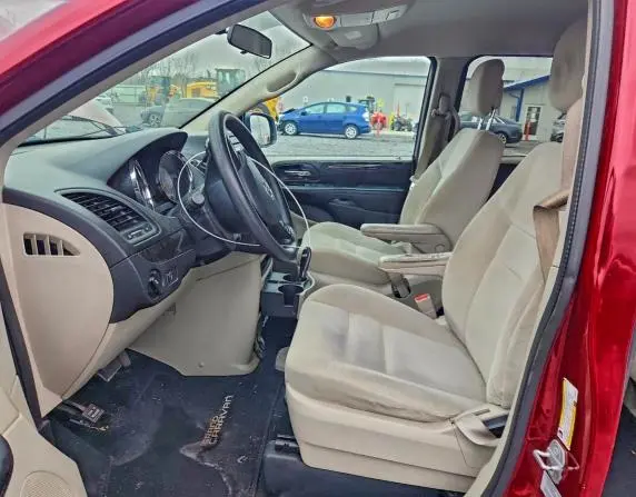 2015 DODGE GRAND CARAVAN SE  