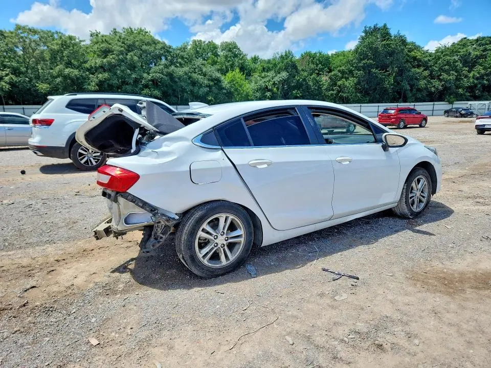 2017 CHEVROLET CRUZE   
