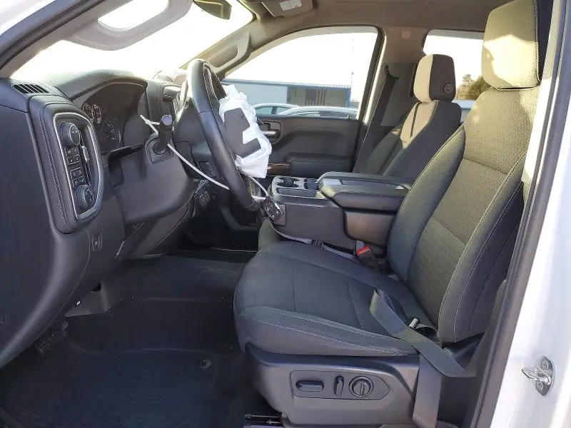 2021 CHEVROLET SILVERADO K1500 RST  