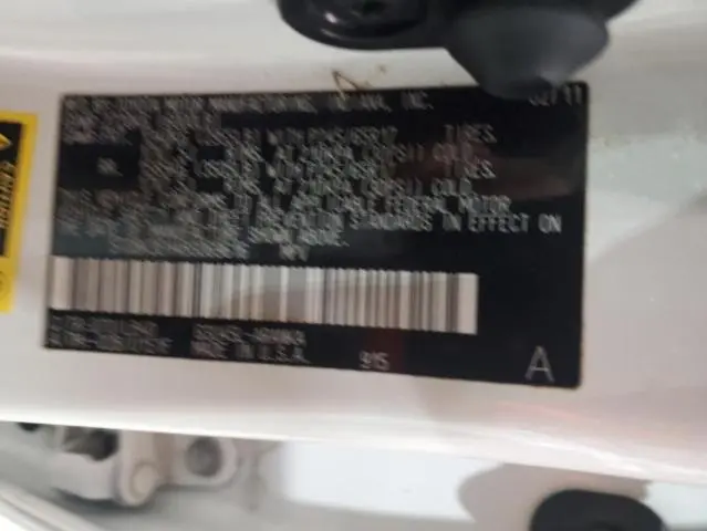2011 TOYOTA HIGHLANDER BASE  
