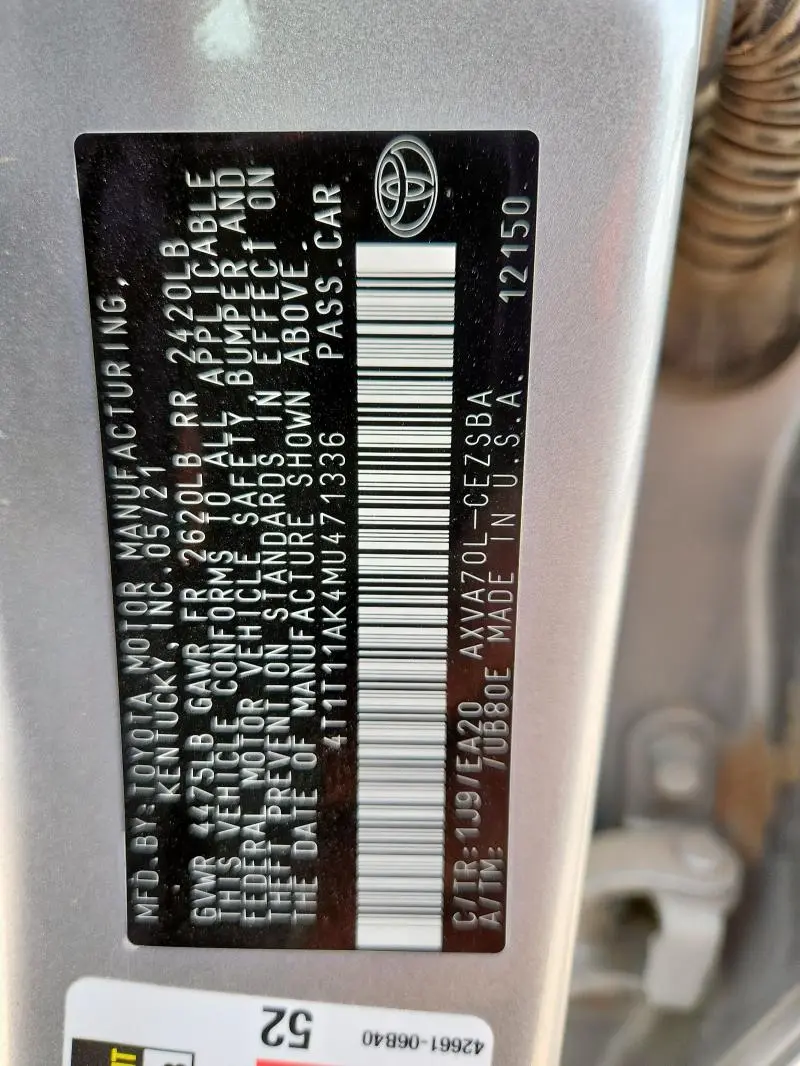 2021 TOYOTA CAMRY SE  