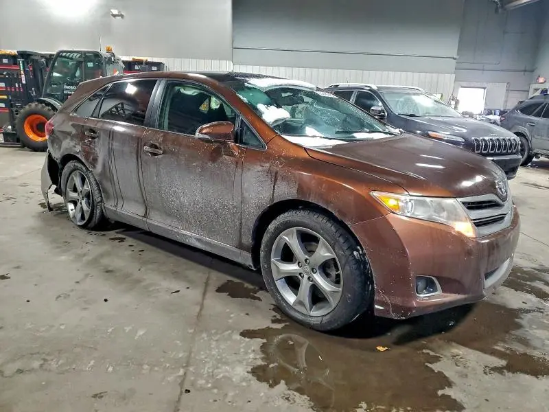 2013 TOYOTA VENZA LE  