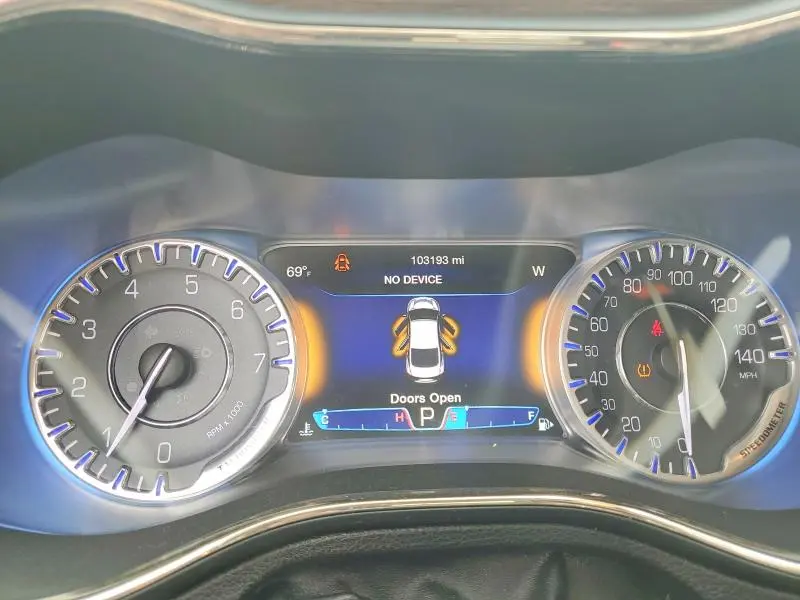 2015 CHRYSLER 200 C  