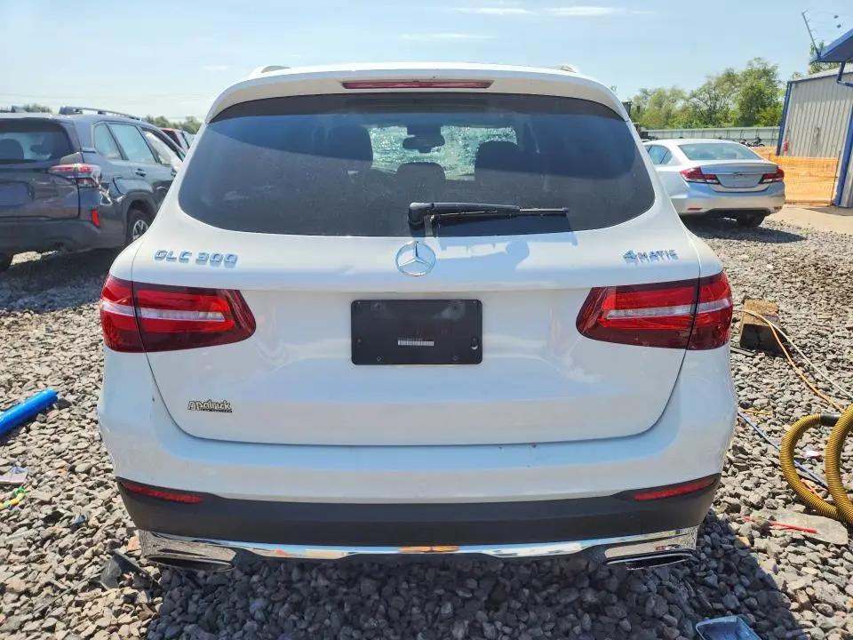 2019 MERCEDES-BENZ GLC 300 4MATIC  