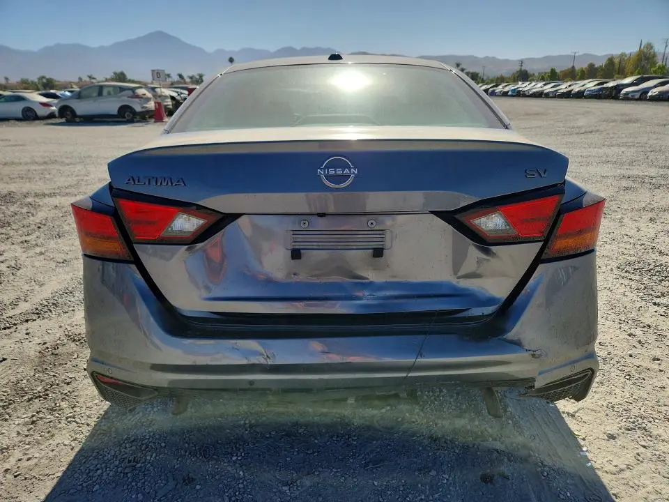 2024 NISSAN ALTIMA SV  