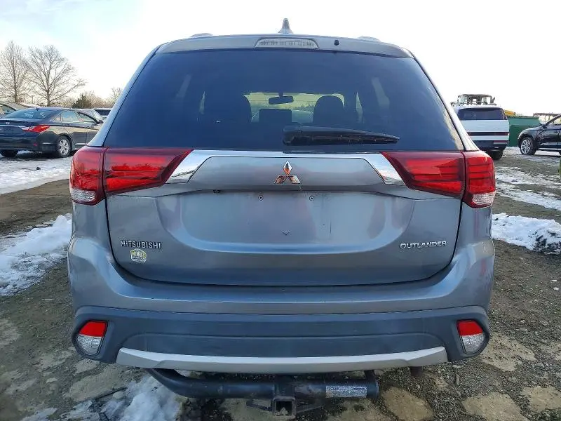 2017 MITSUBISHI OUTLANDER ES  