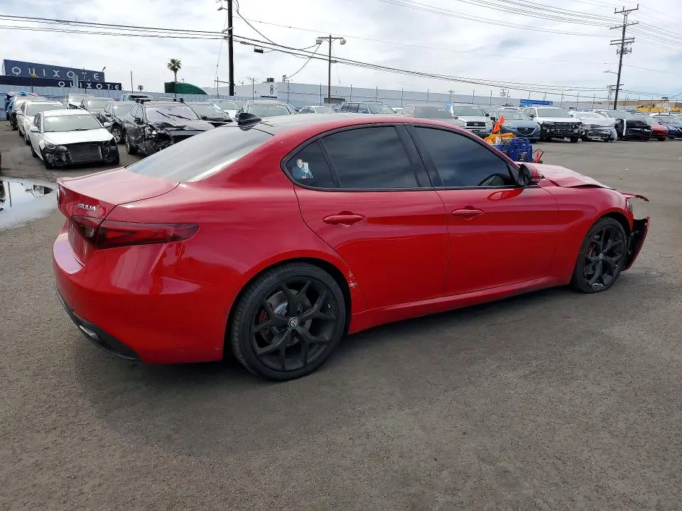 2018 ALFA ROMEO GIULIA TI  