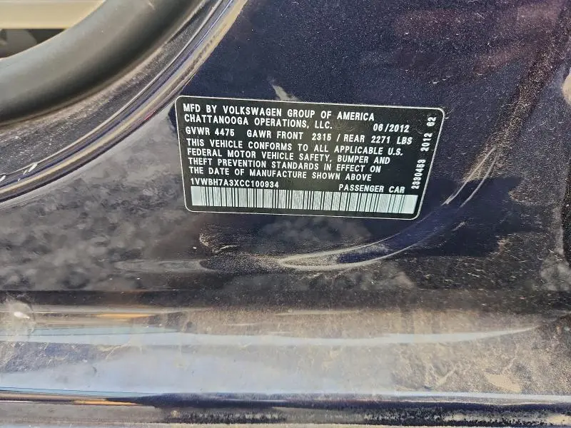 2012 VOLKSWAGEN PASSAT SE  