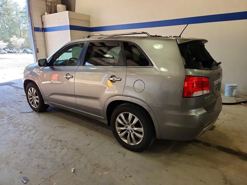 2011 KIA SORENTO SX  