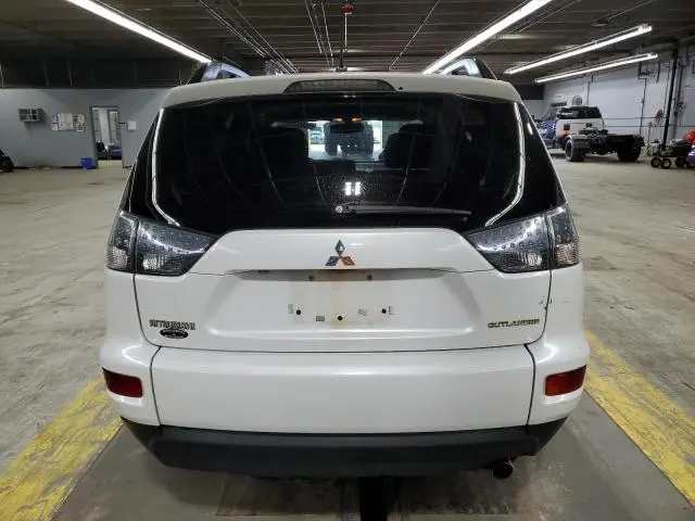 2012 MITSUBISHI OUTLANDER SE  