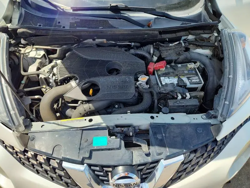 2016 NISSAN JUKE SV  