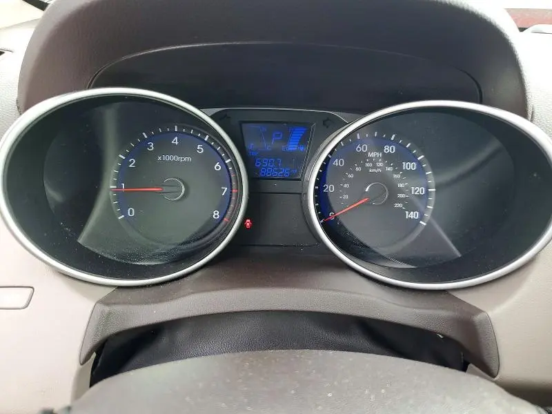 2012 HYUNDAI TUCSON GLS  