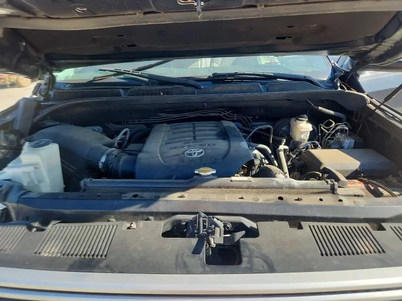 2017 TOYOTA TUNDRA CREWMAX LIMITED  