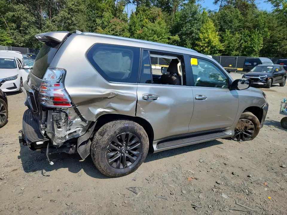 2022 LEXUS GX 460  