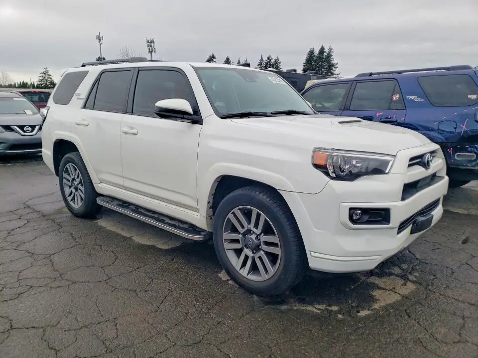 2023 TOYOTA 4RUNNER TRD SPORT  