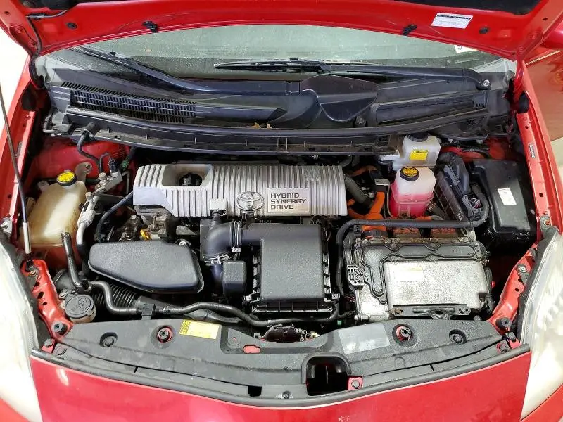 2010 TOYOTA PRIUS III  