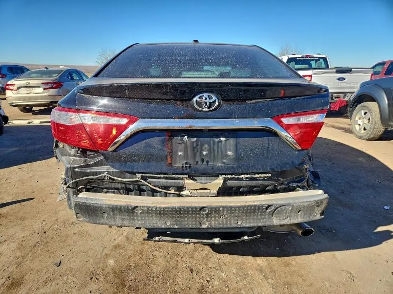 2015 TOYOTA CAMRY LE  