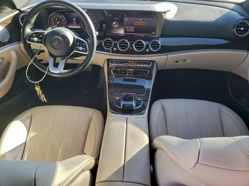 2019 MERCEDES-BENZ E 300  