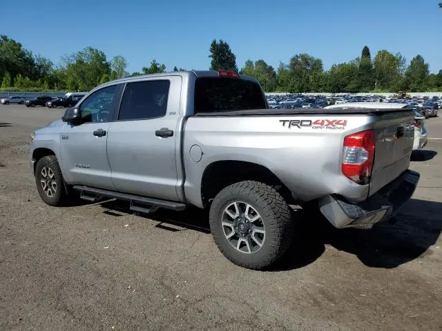 2018 TOYOTA TUNDRA CREWMAX SR5  