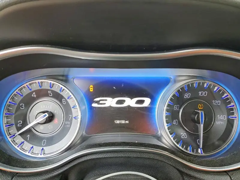 2015 CHRYSLER 300 LIMITED  