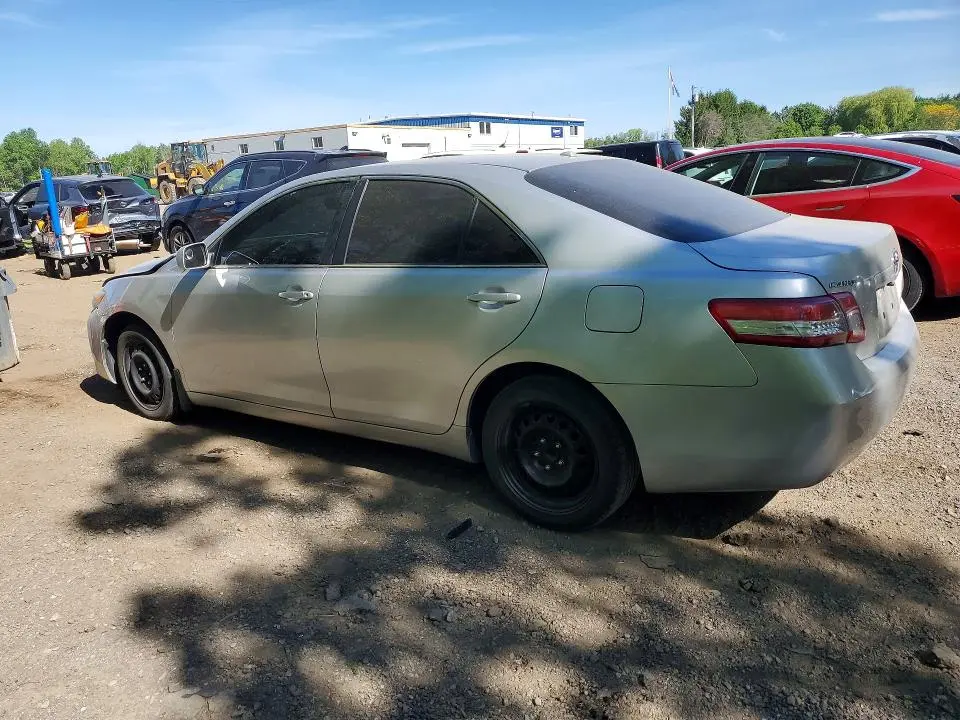 2010 TOYOTA CAMRY BASE  