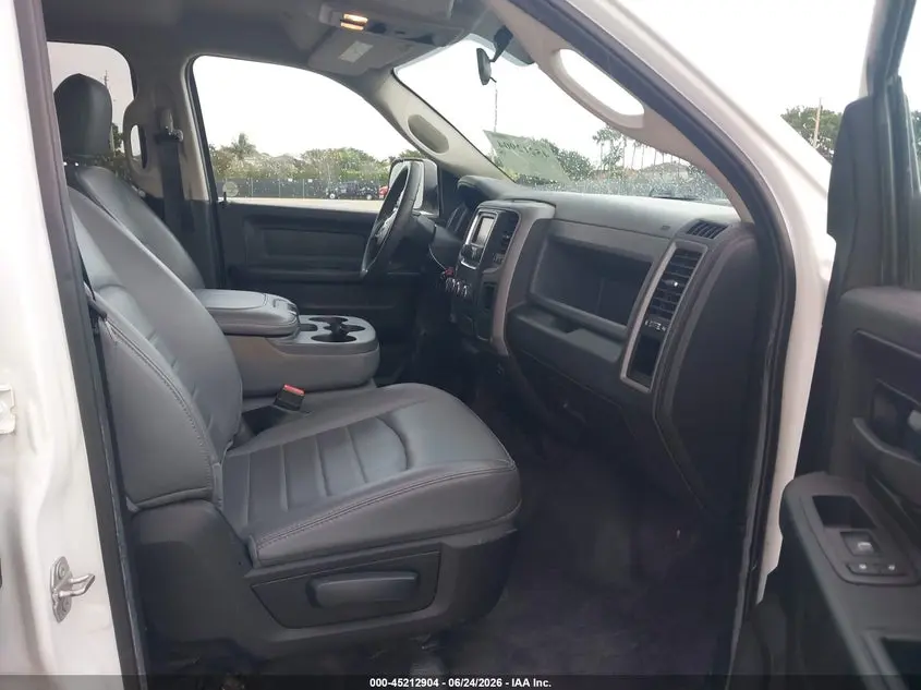 2019 RAM 1500 CLASSIC TRADESMAN  4X4 5'7 BOX