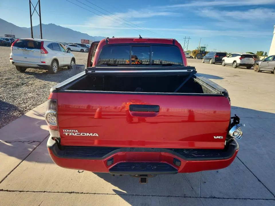 2013 TOYOTA TACOMA V6  