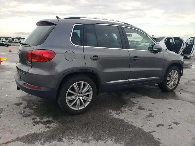 2014 VOLKSWAGEN TIGUAN S  