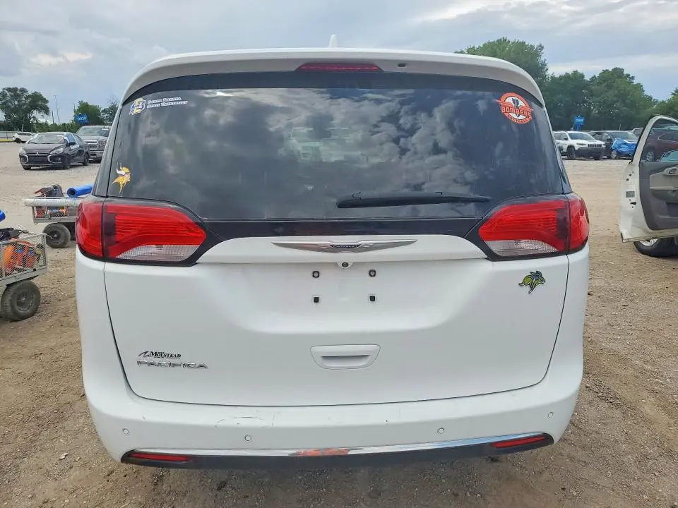 2017 CHRYSLER PACIFICA TOURING L PLUS  