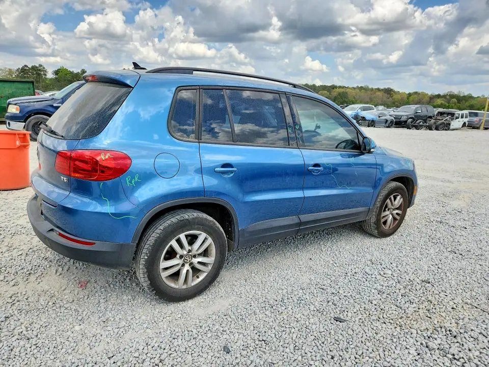 2017 VOLKSWAGEN TIGUAN S  