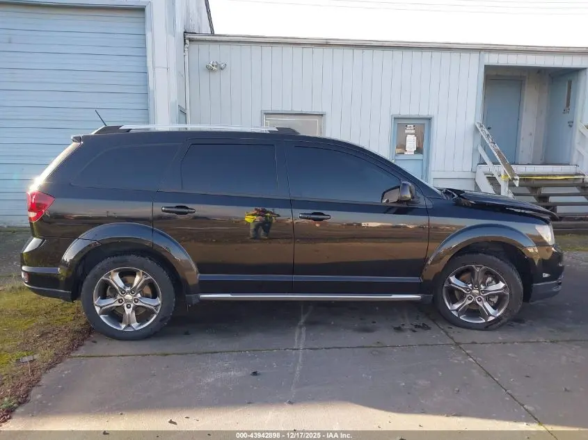 2017 DODGE JOURNEY CROSSROAD PLUS AWD