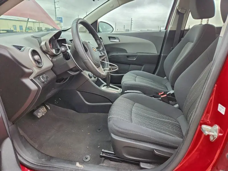 2016 CHEVROLET SONIC LT  