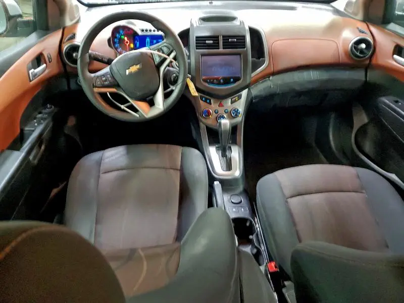 2014 CHEVROLET SONIC LT  