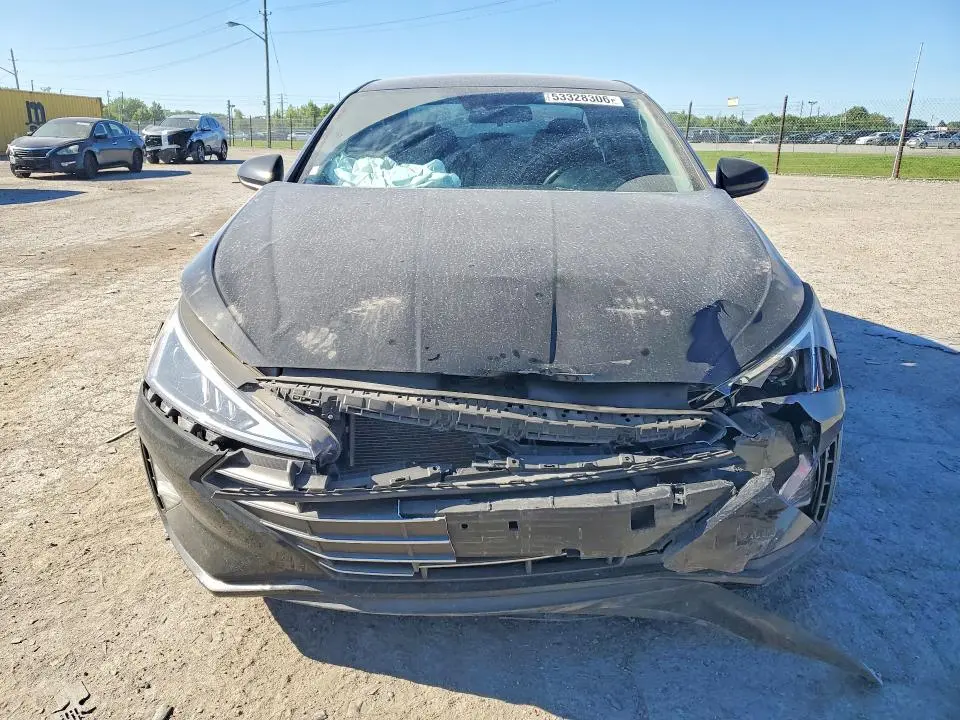 2020 HYUNDAI ELANTRA SE  