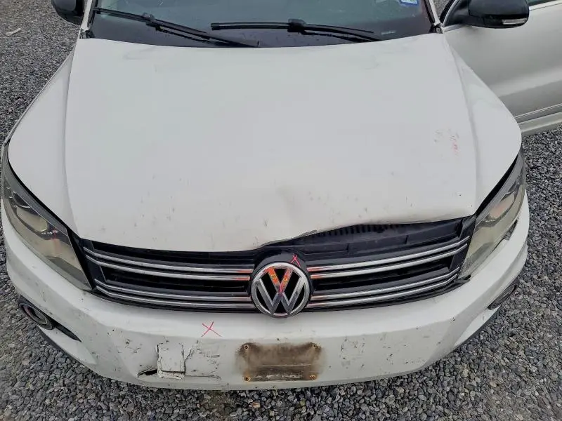 2017 VOLKSWAGEN TIGUAN SPORT  