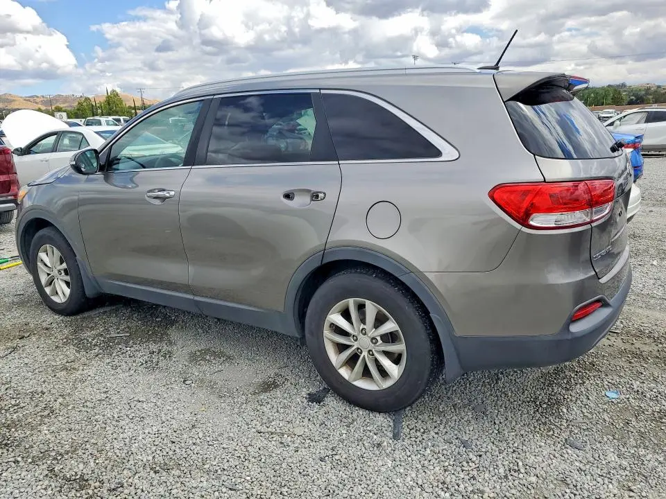 2017 KIA SORENTO LX  