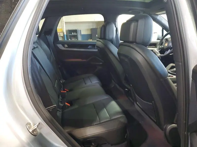 2026 PORSCHE CAYENNE   