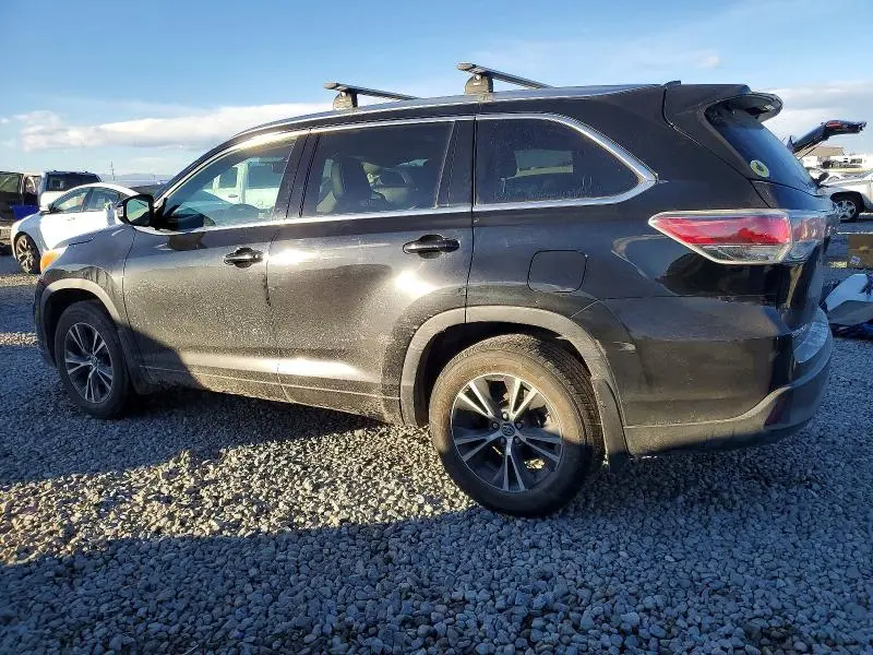 2016 TOYOTA HIGHLANDER XLE  