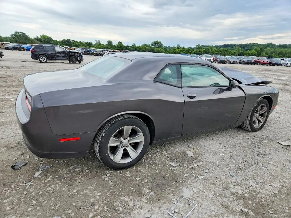 2016 DODGE CHALLENGER SXT  