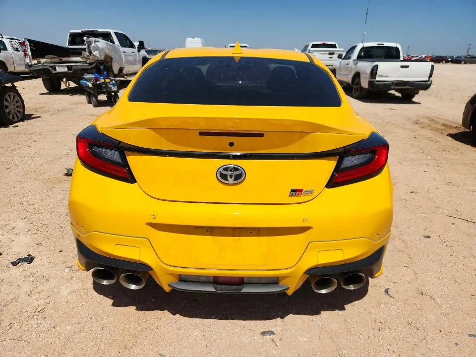 2026 TOYOTA GR 86 YUZU EDITION  