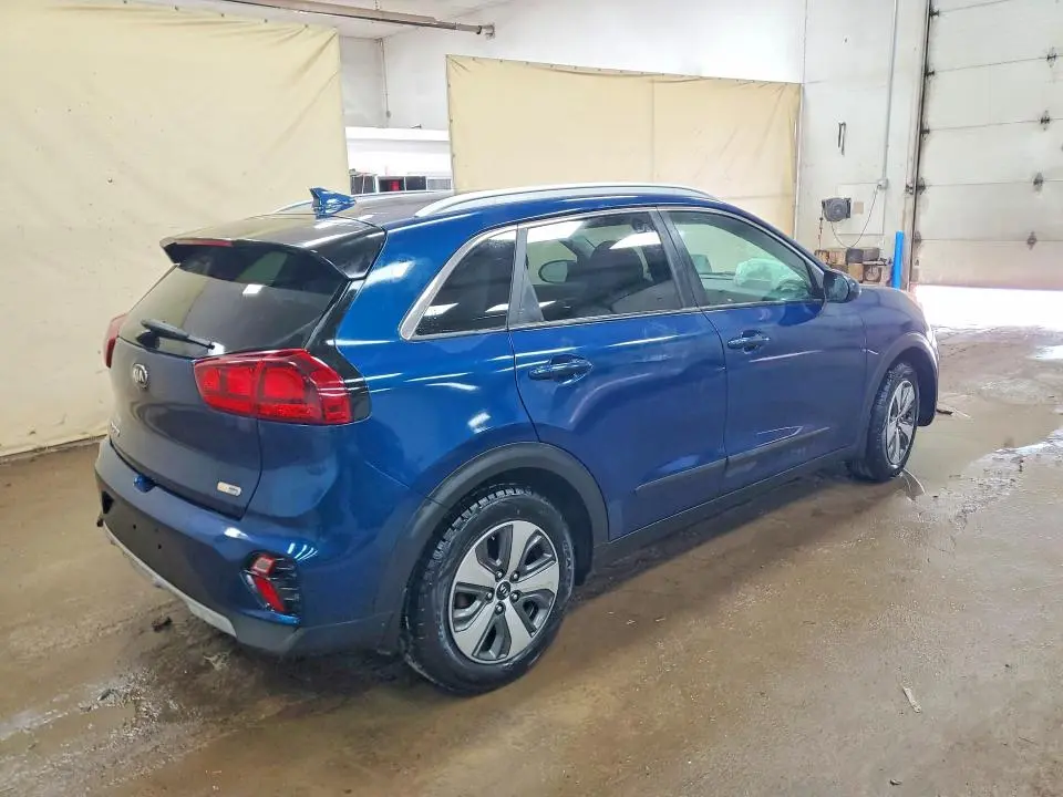 2020 KIA NIRO LX  