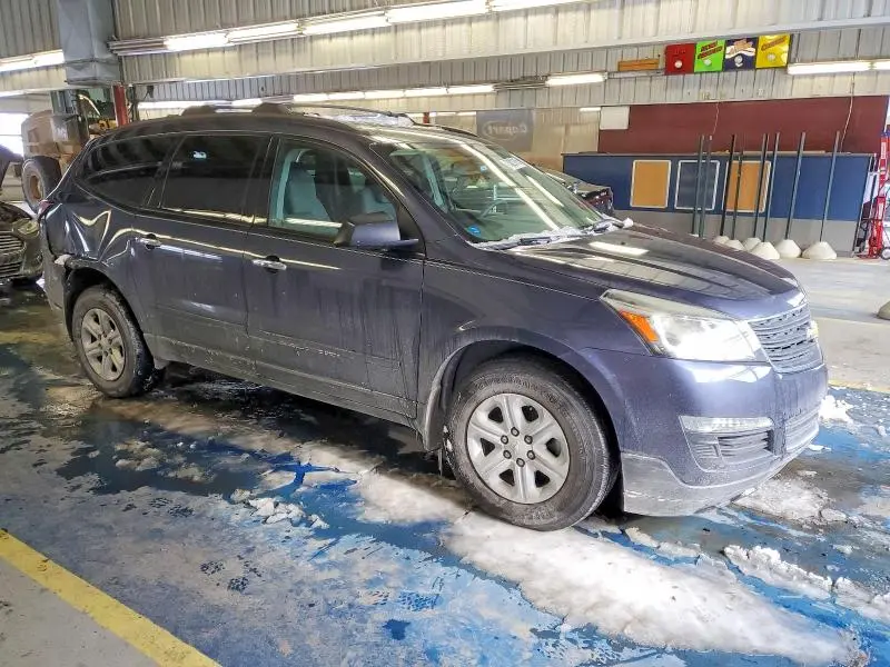 2013 CHEVROLET TRAVERSE LS  