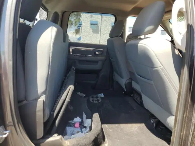 2019 RAM 1500 CLASSIC SLT  