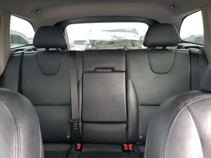 2016 VOLVO XC60 T5 PREMIER  