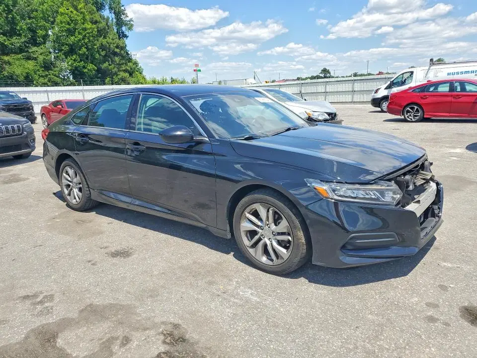 2018 HONDA ACCORD LX  
