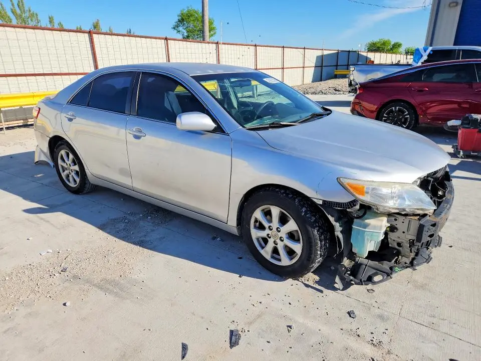 2011 TOYOTA CAMRY LE  