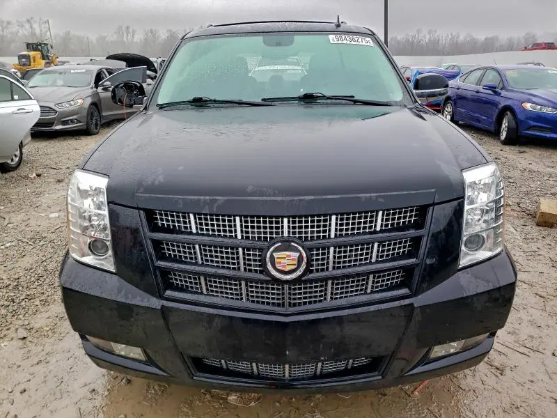 2013 CADILLAC ESCALADE PREMIUM  